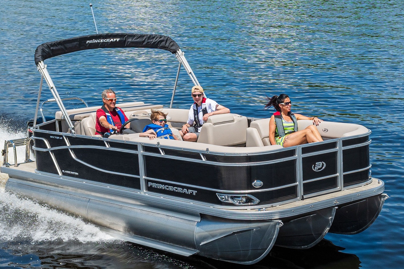 Pontons à vendre Groupe Thomas Marine